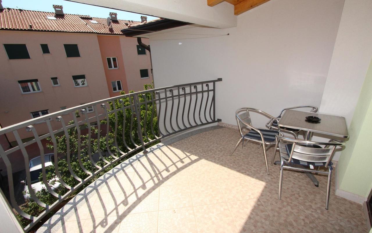 Apartments Villa Mara Rovinj Exteriör bild