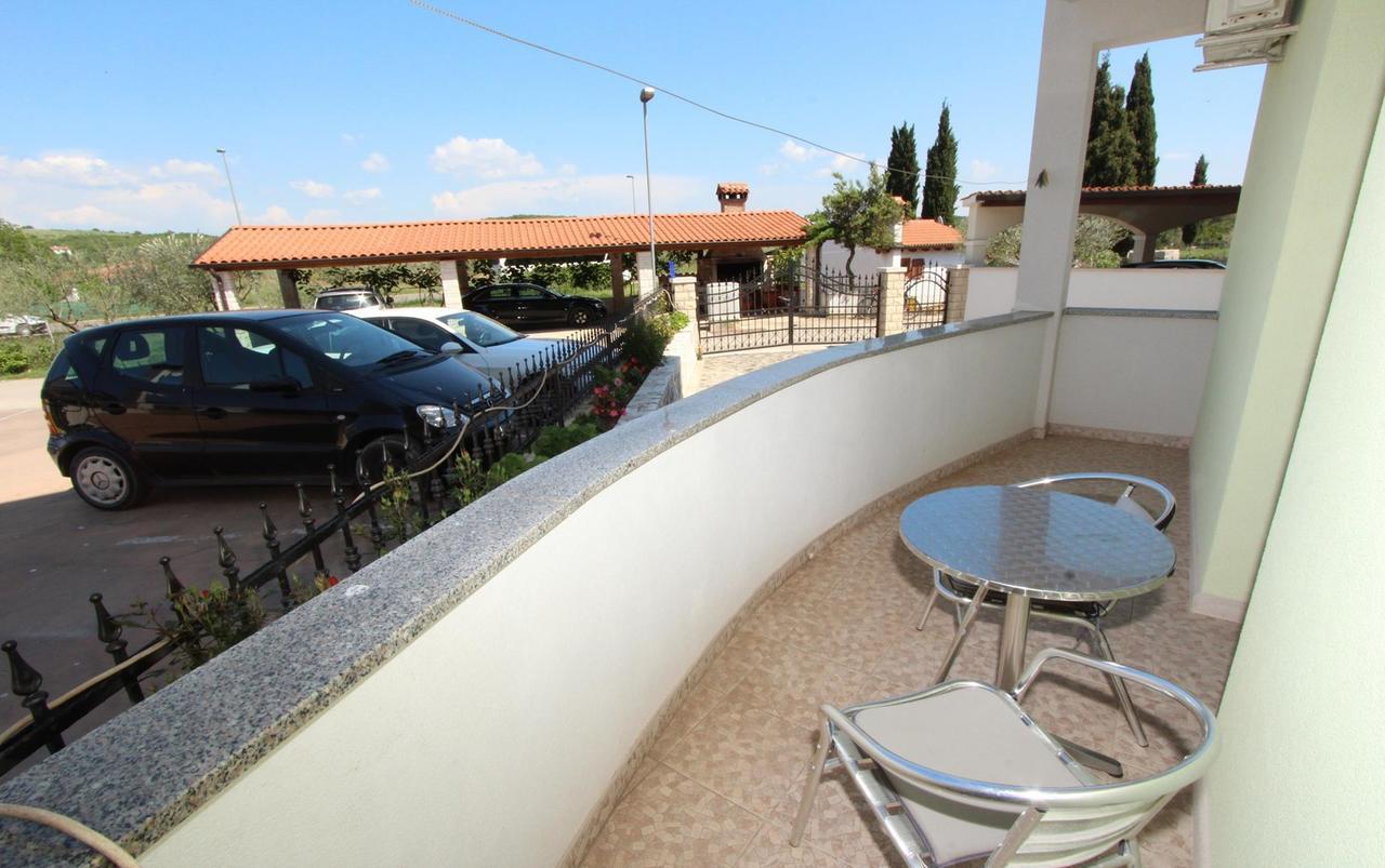 Apartments Villa Mara Rovinj Exteriör bild