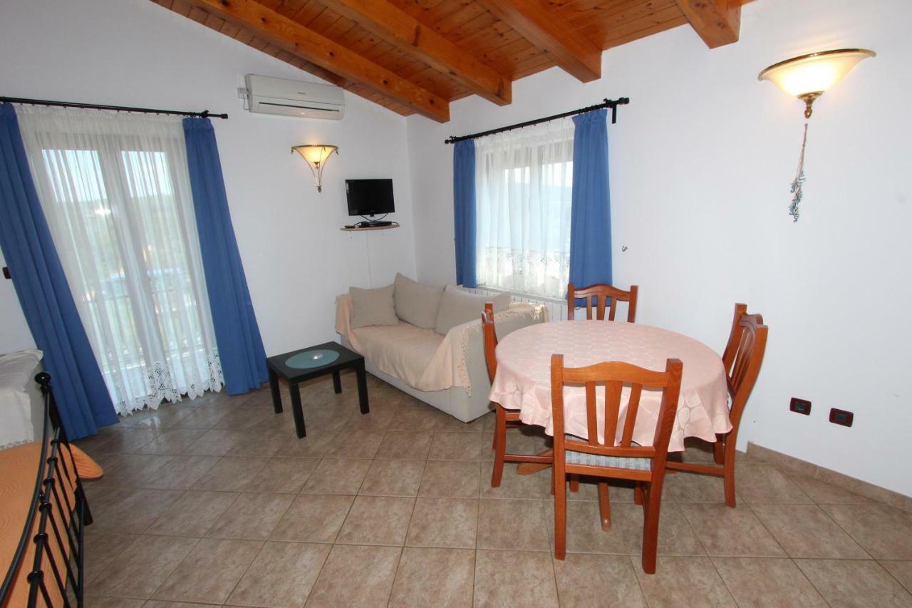 Apartments Villa Mara Rovinj Exteriör bild