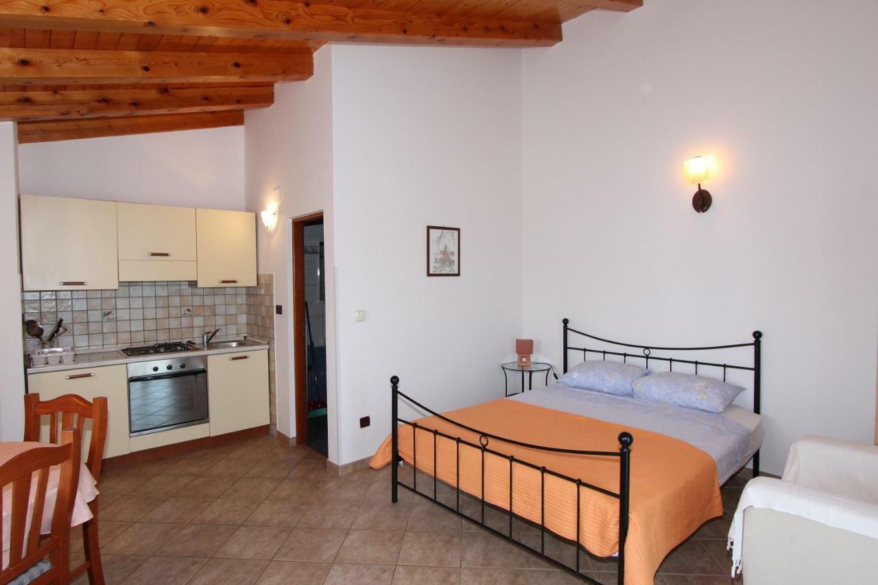 Apartments Villa Mara Rovinj Rum bild